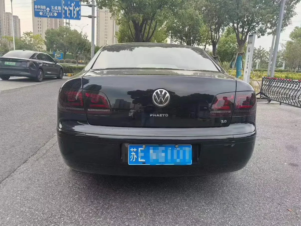 Volkswagen Phaeton / Phideon