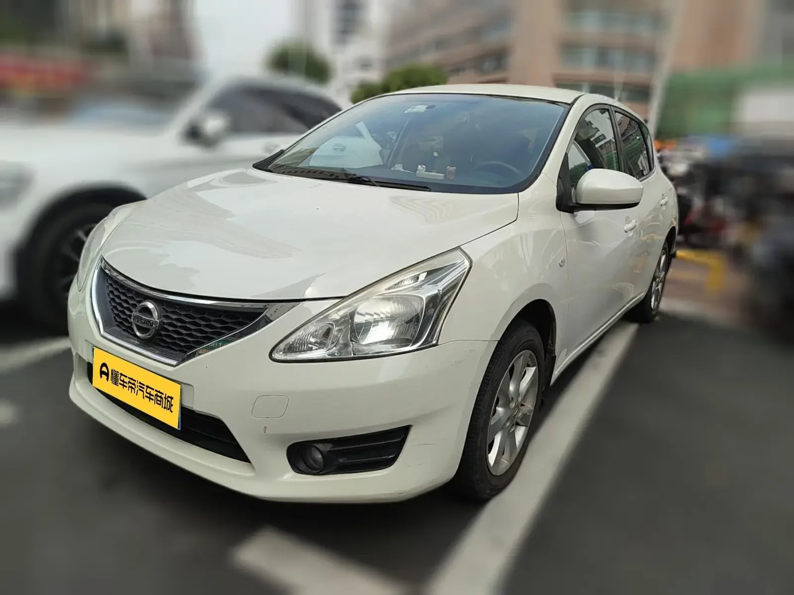 Nissan Tiida