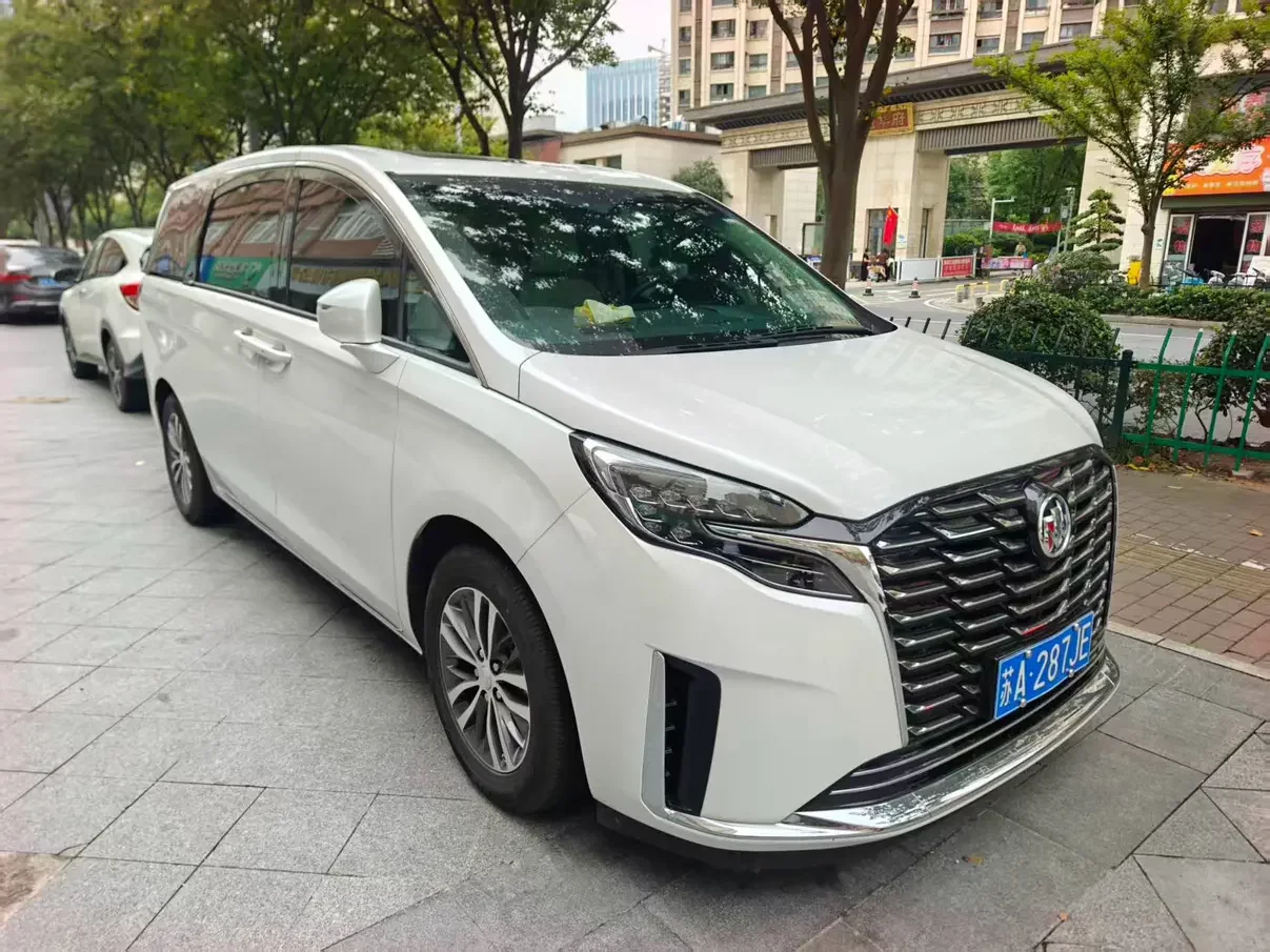Buick GL8