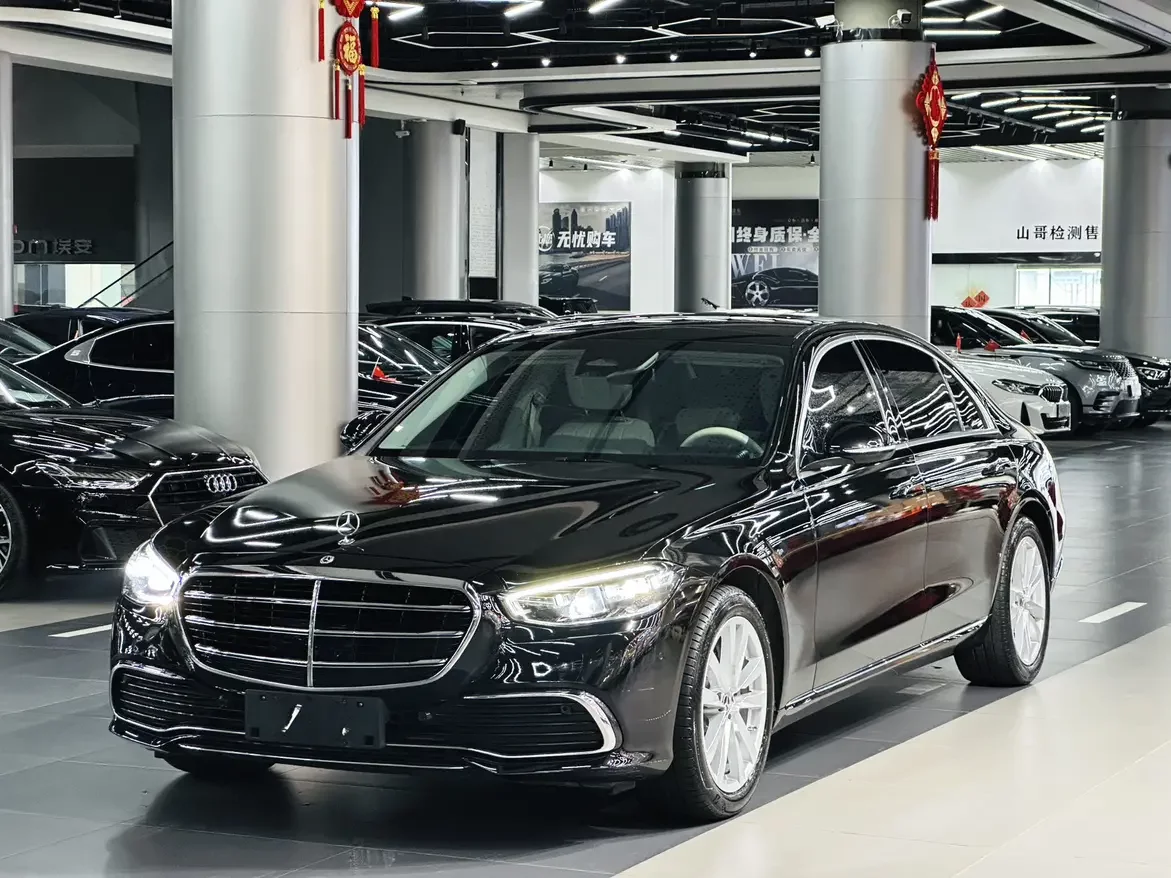 Mercedes-Benz S Class