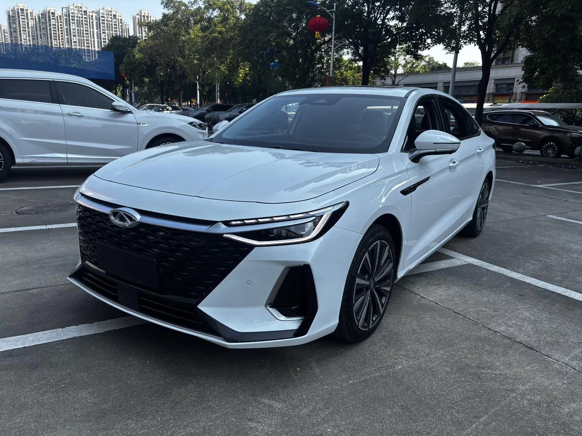Chery Arrizo 8