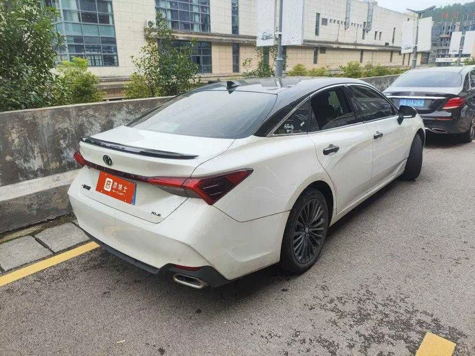 Toyota Avalon