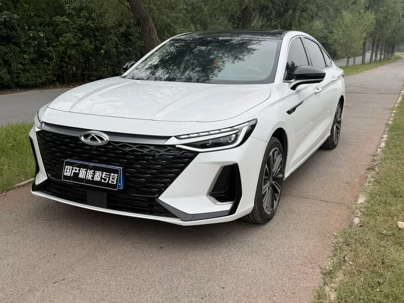 Chery Arrizo 8