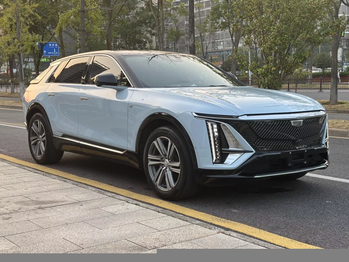 Cadillac IQ Ruige