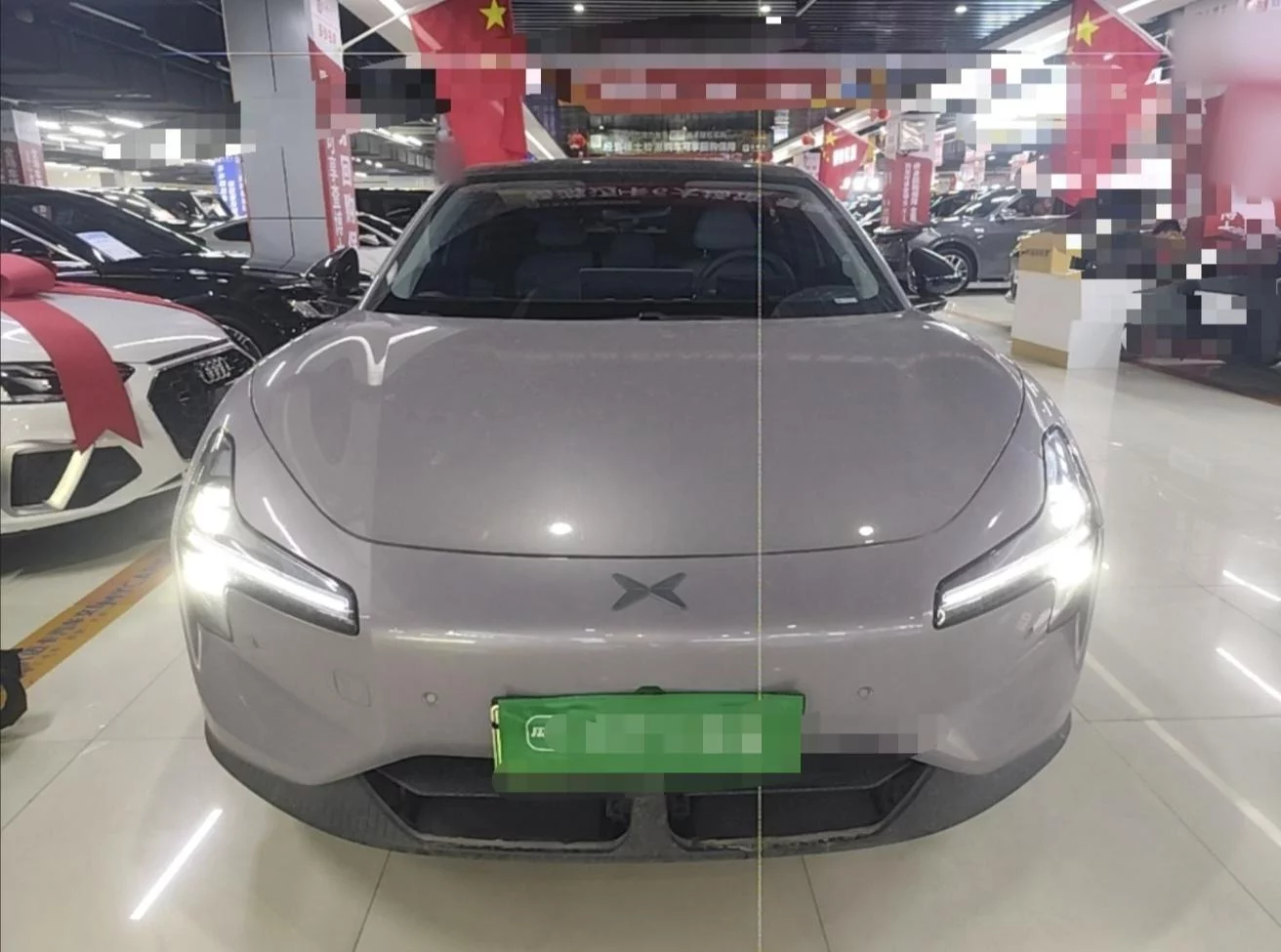 XPeng Xiaopeng MONA M03  из Китая
