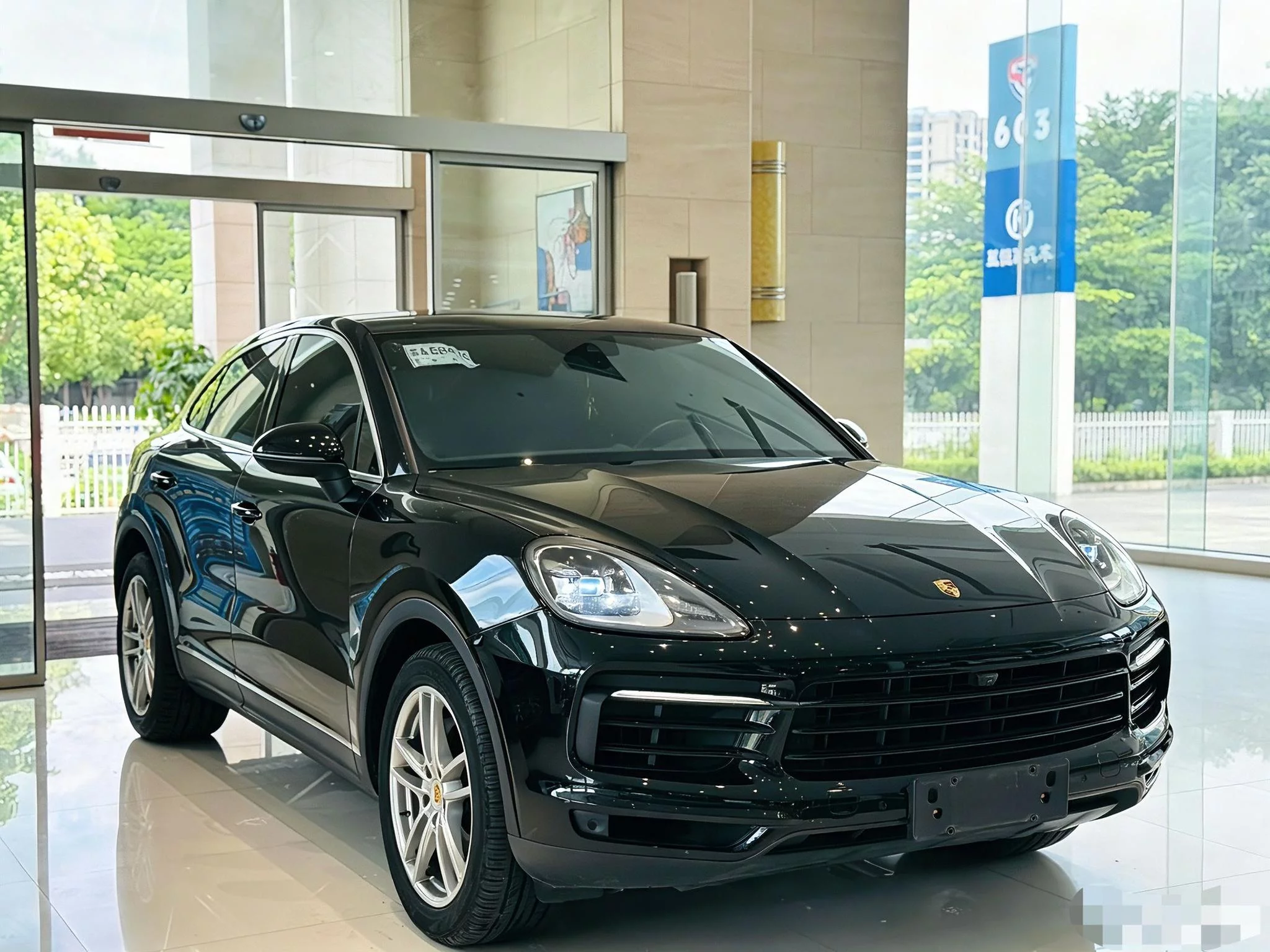 Porsche Cayenne Coupe