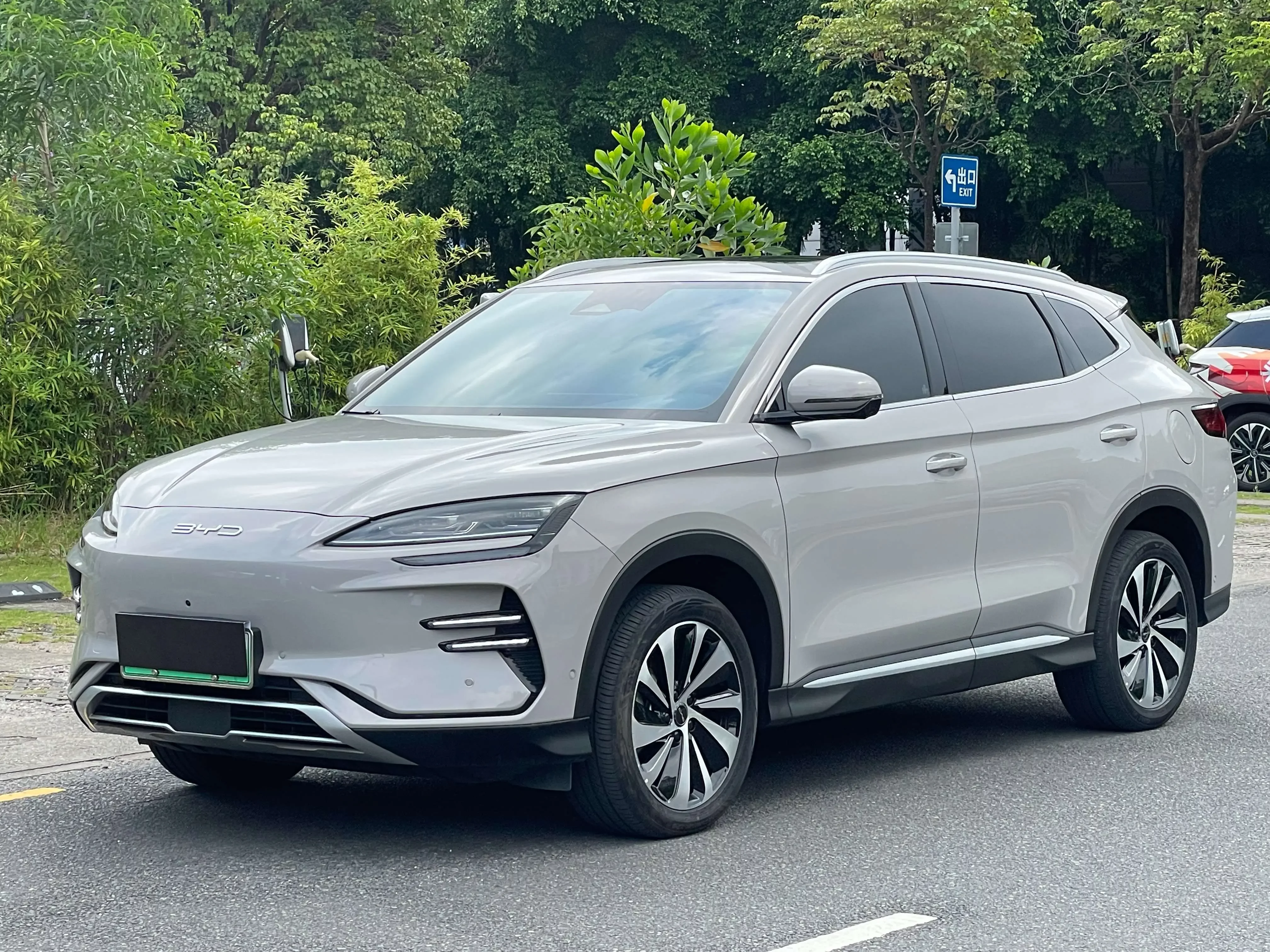 BYD Song PLUS EV