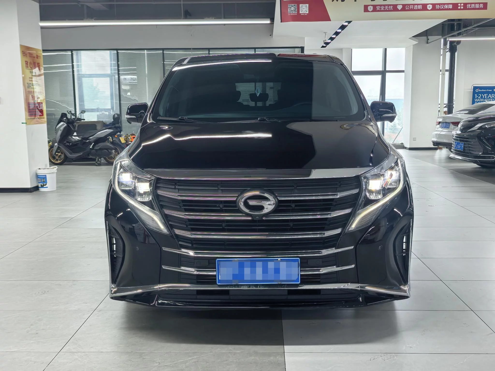 GAC Trumpchi M8