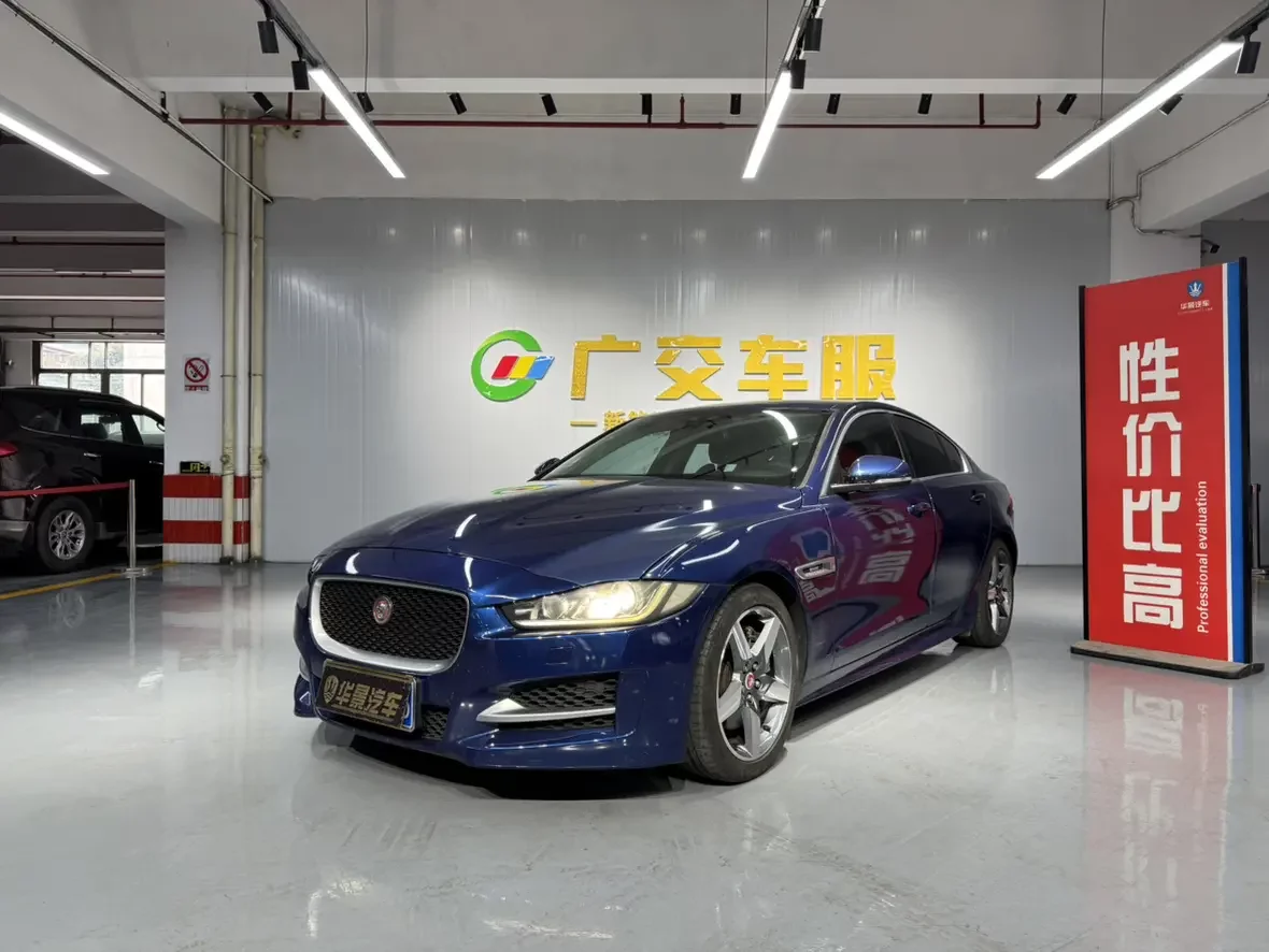Jaguar XE