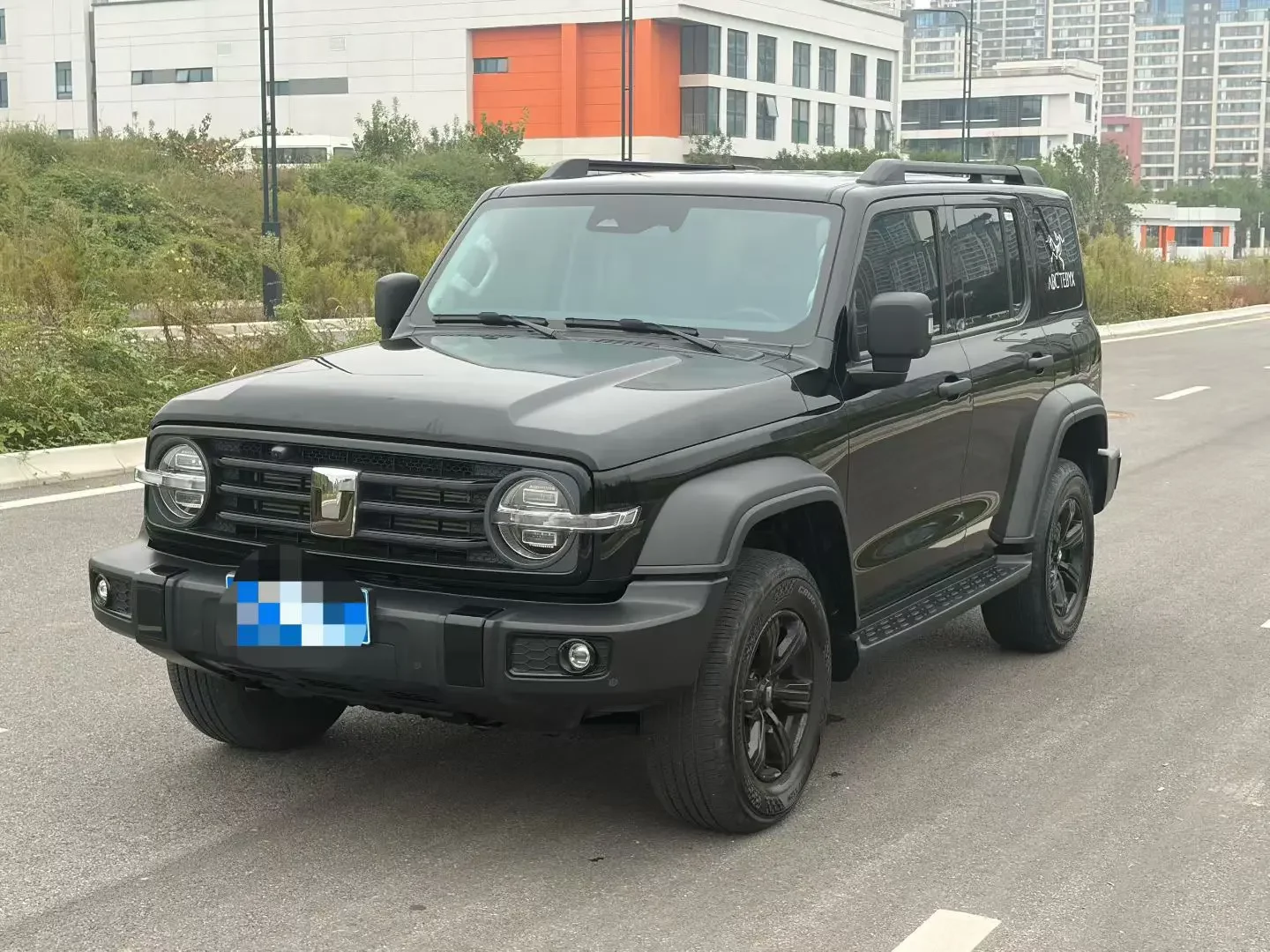 TANK 300
