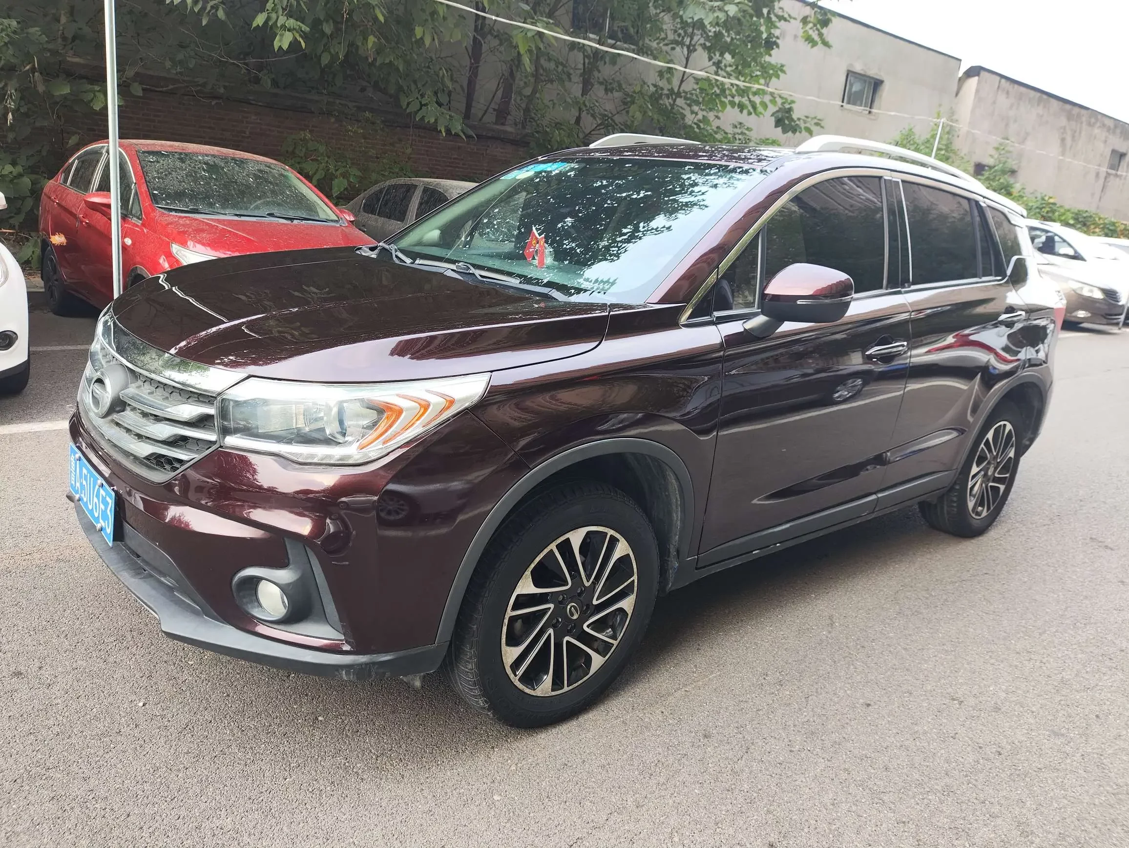 GAC Trumpchi GS4  из Китая