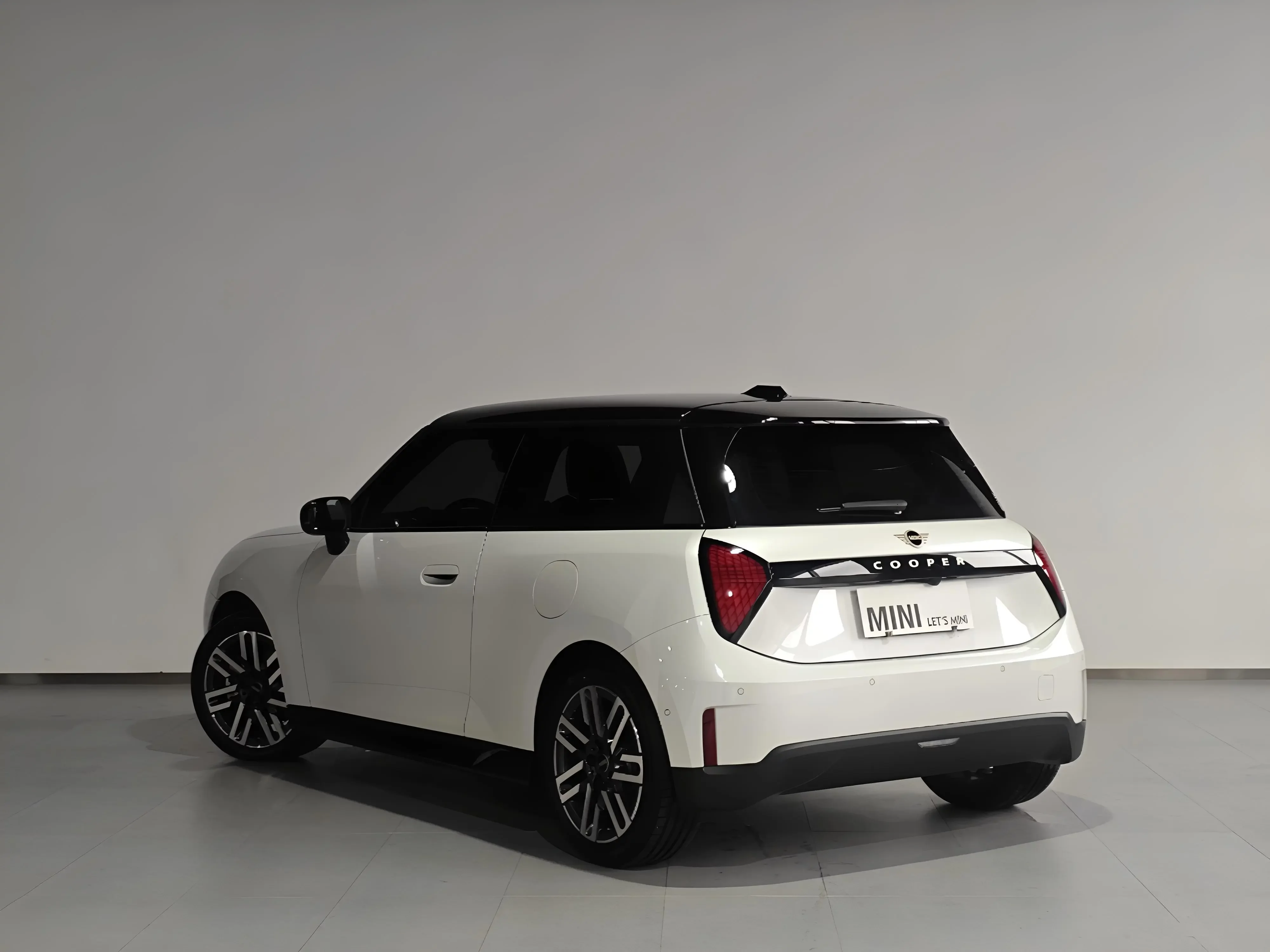 MINI ELECTRIC MINI COOPER