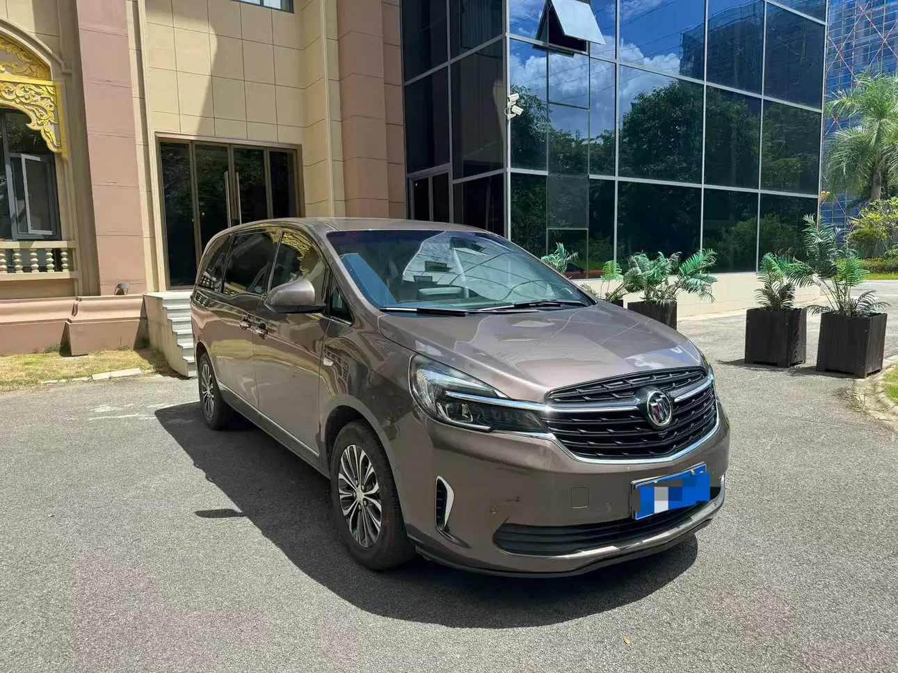 Buick GL8