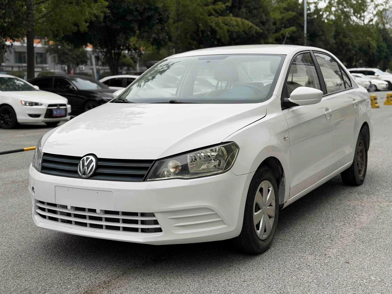 Volkswagen Jetta  из Китая