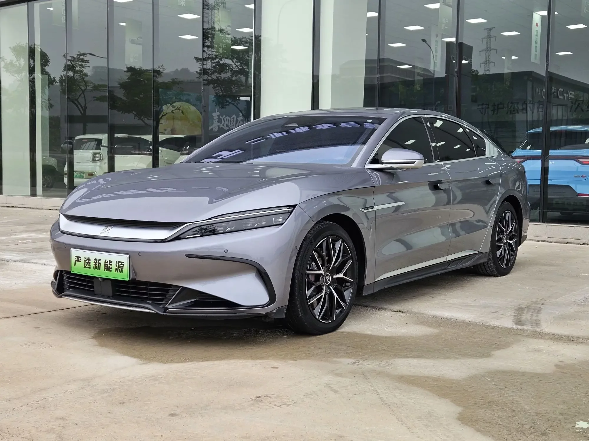 BYD Han EV