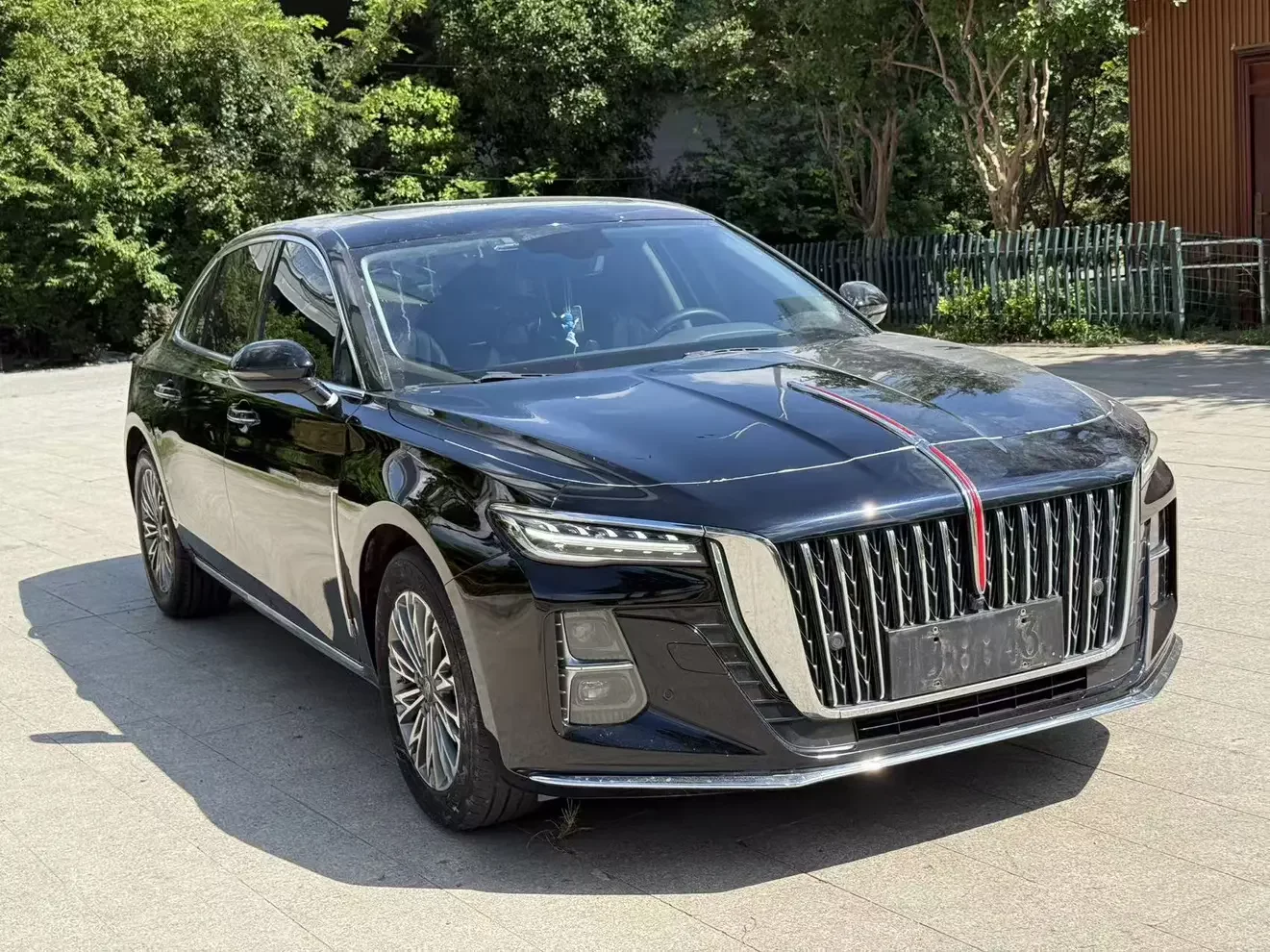 Hongqi H5
