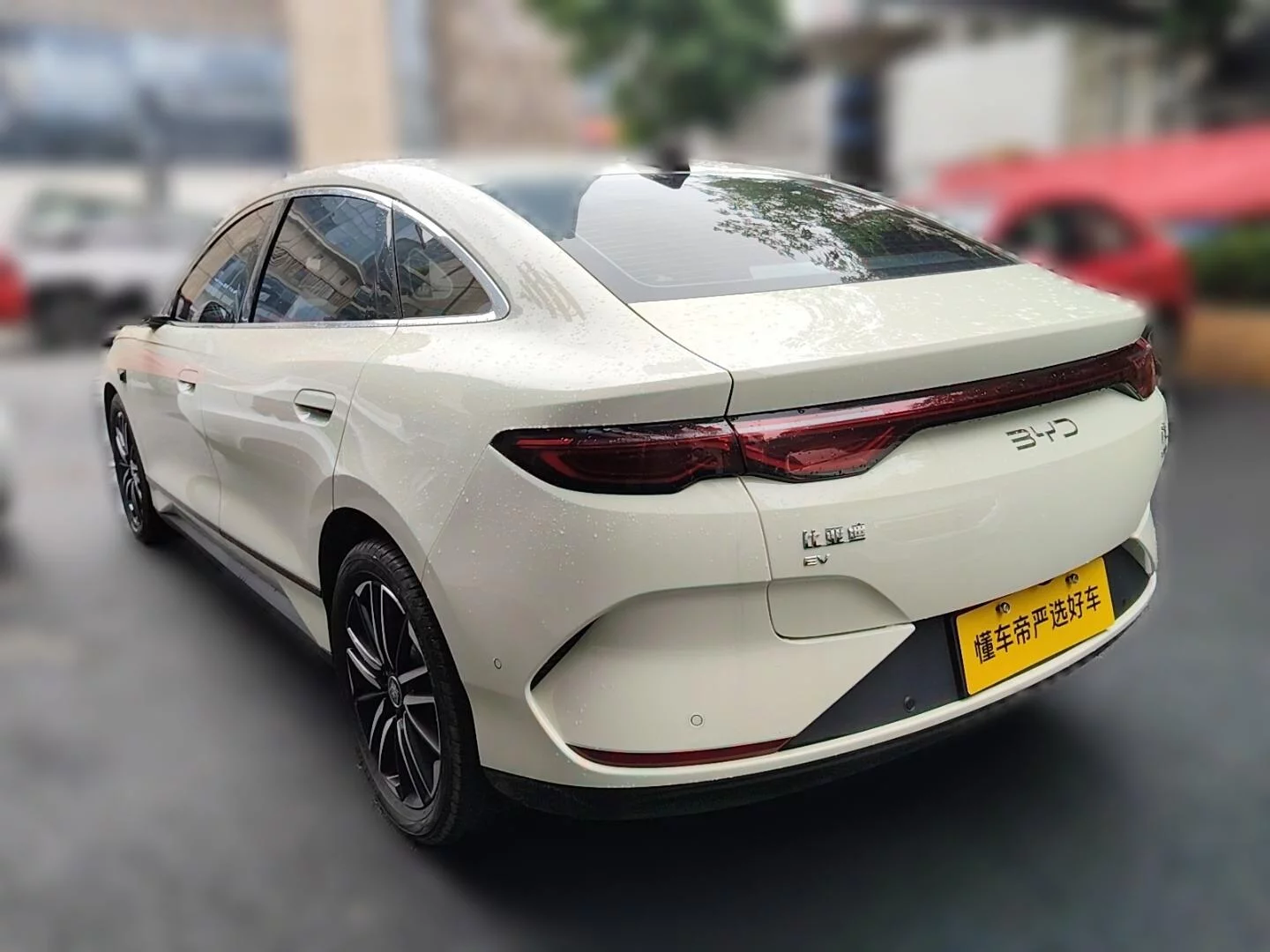 BYD Qin L EV