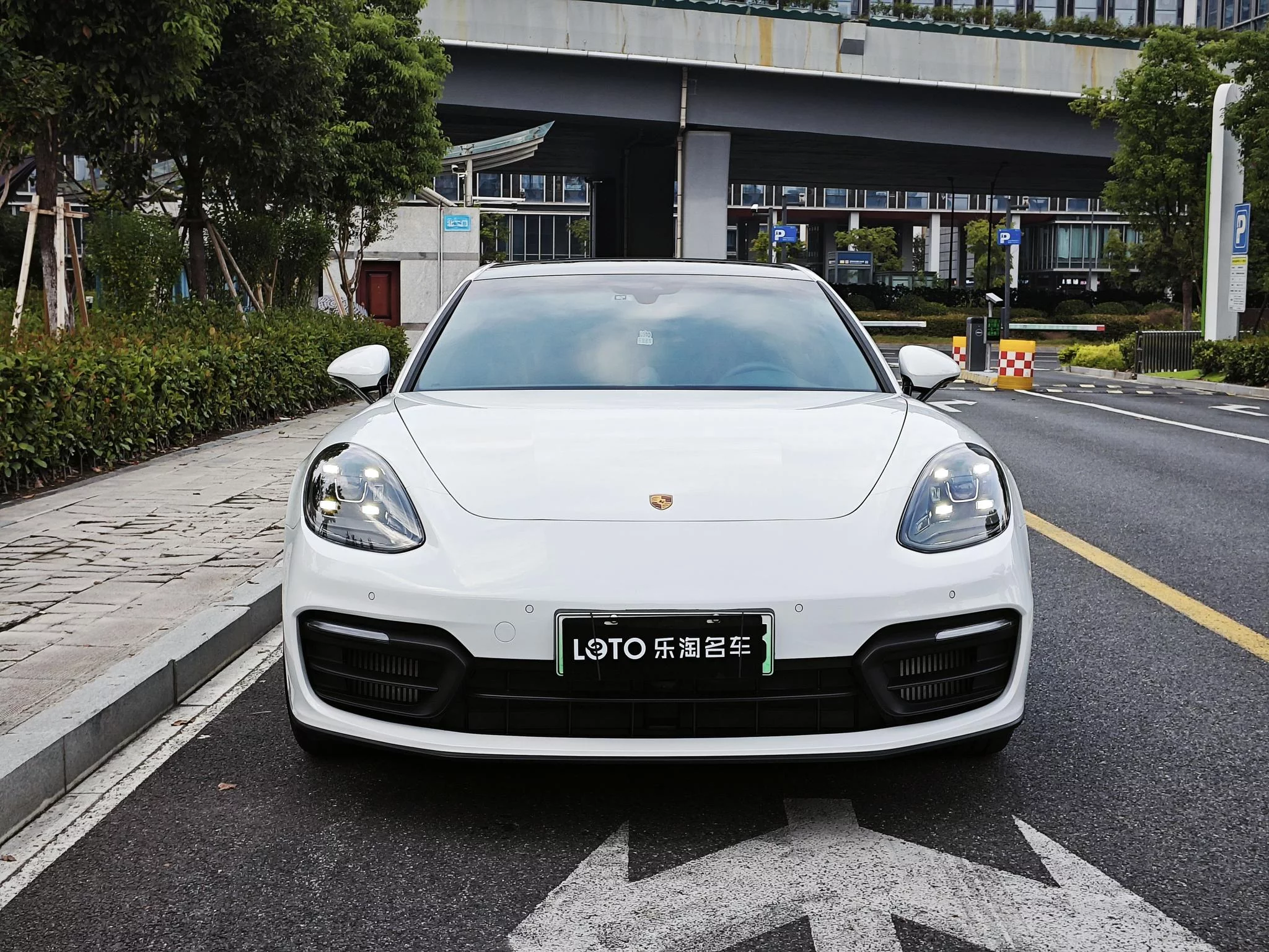 Porsche Panamera E-Hybrid