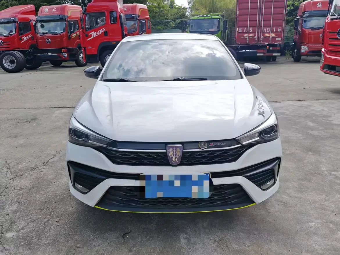 Roewe i5