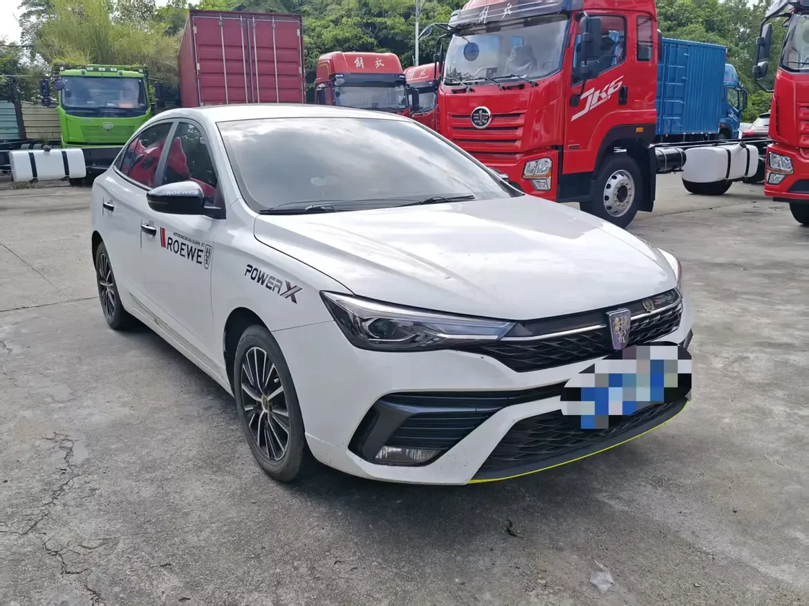 Roewe i5