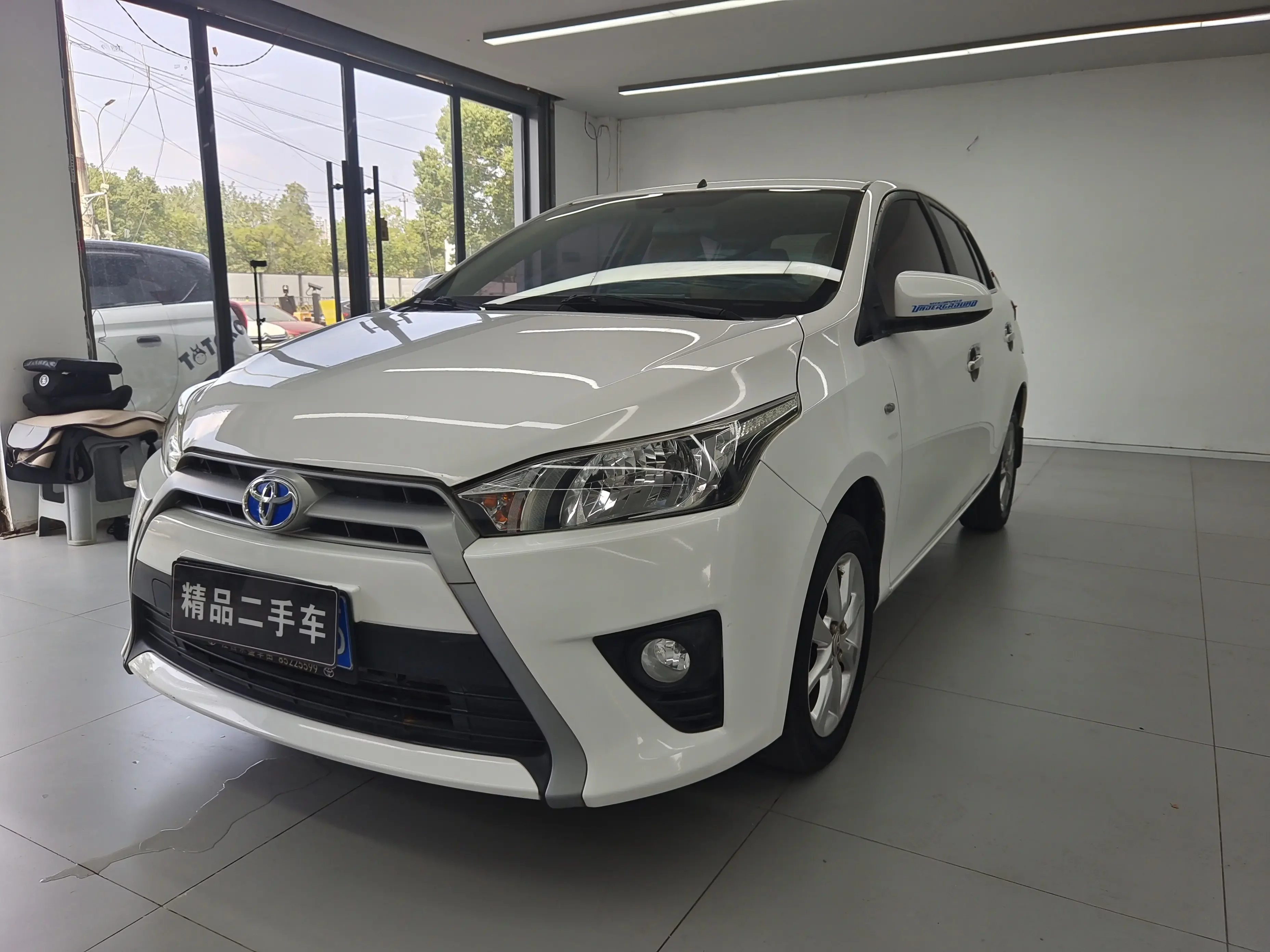 Toyota Yaris L