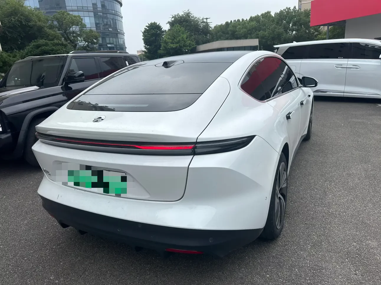 NIO ET5