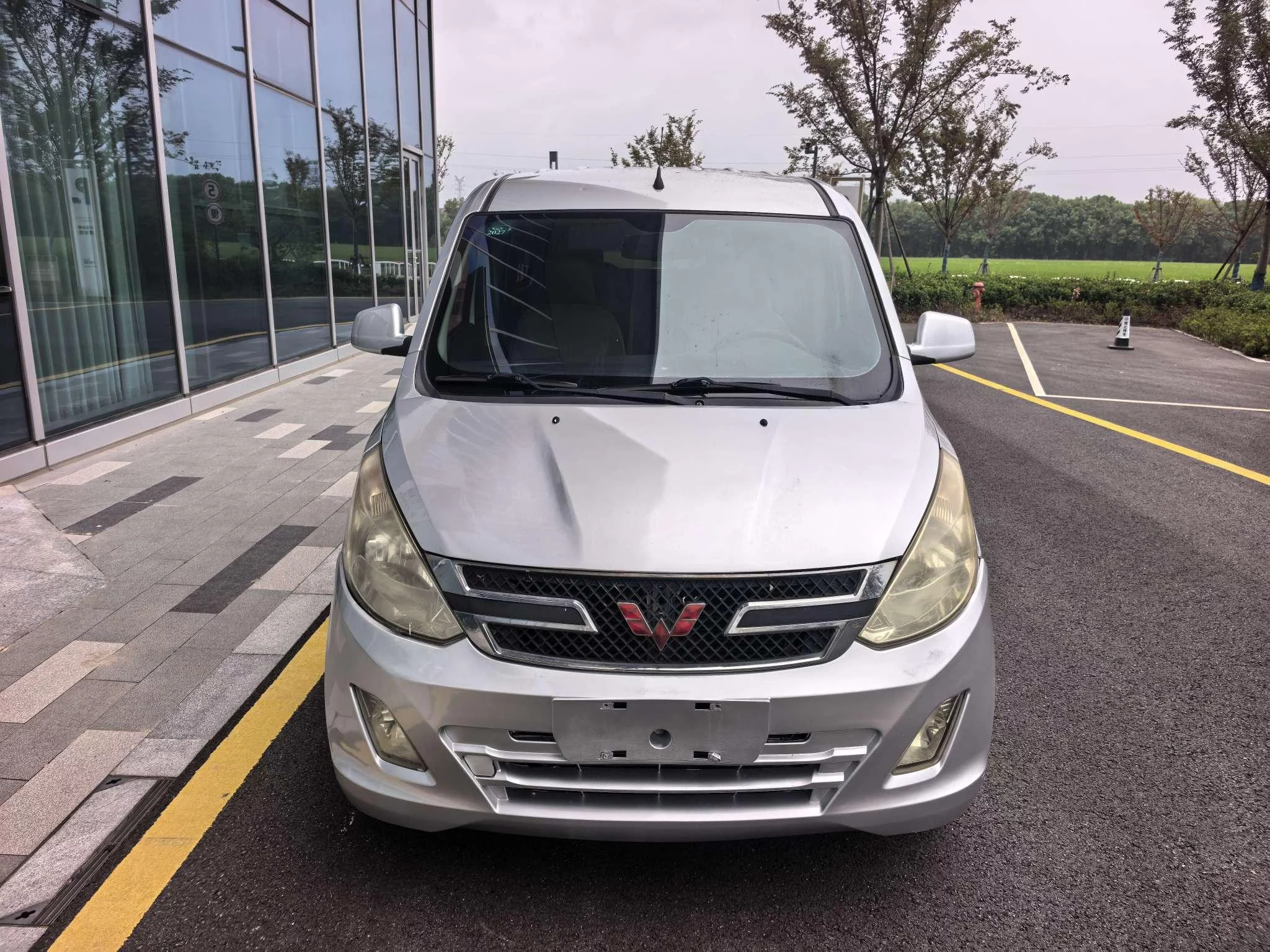 Wuling Rongguang V  из Китая