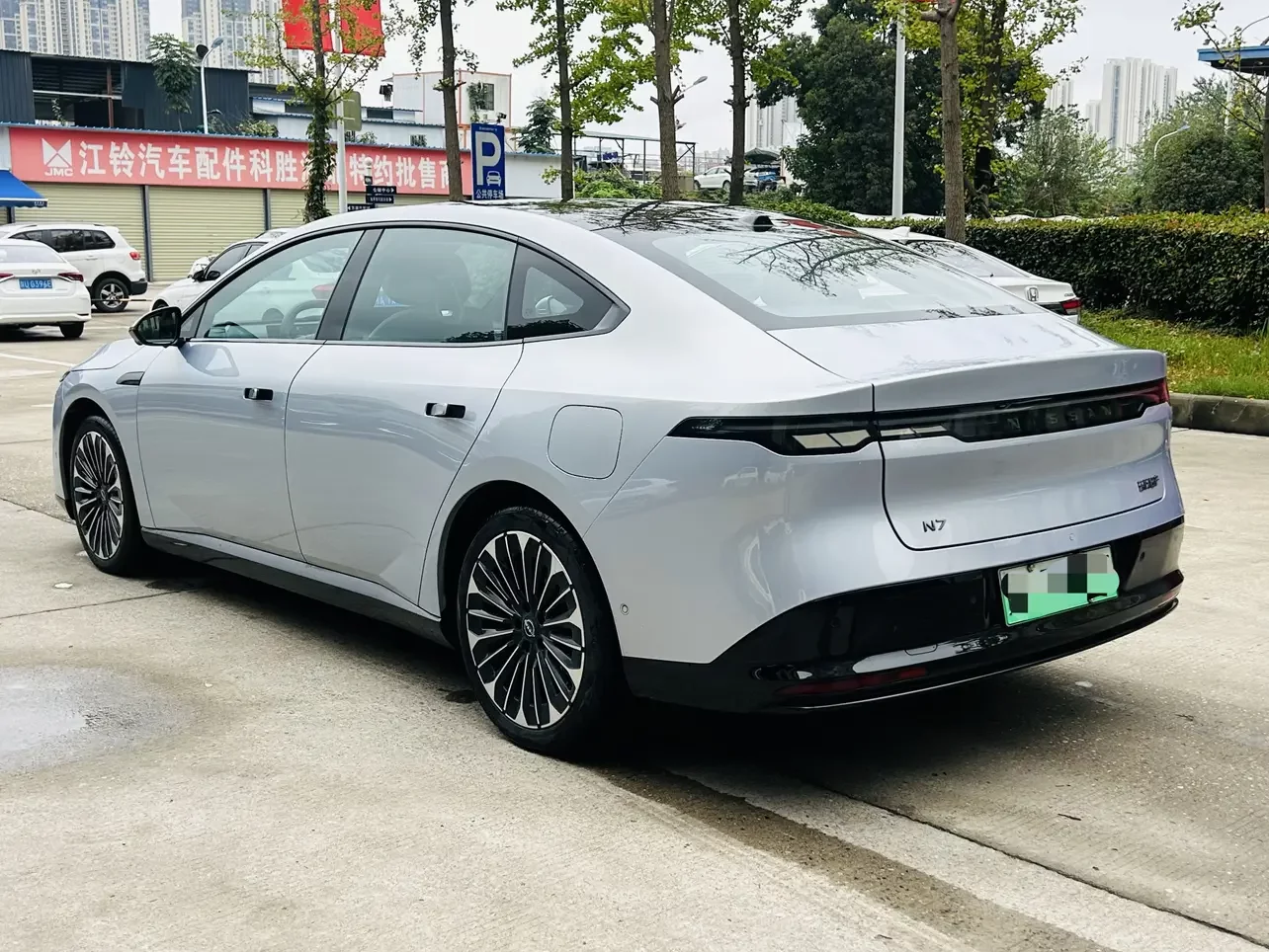 Nissan N7