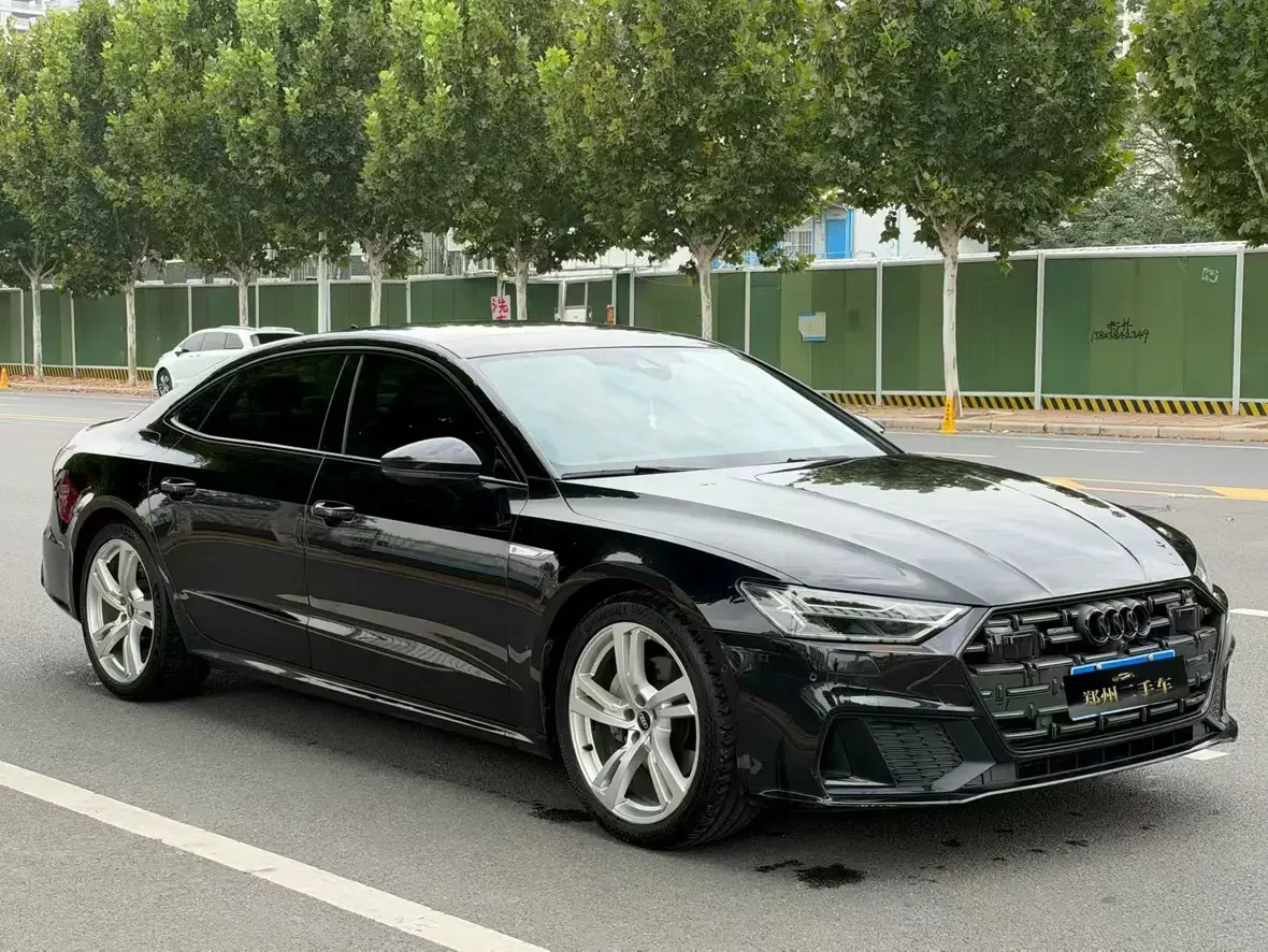 Audi A7L