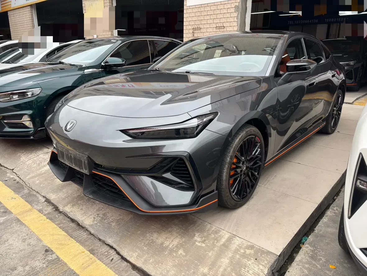 Changan UNI-V