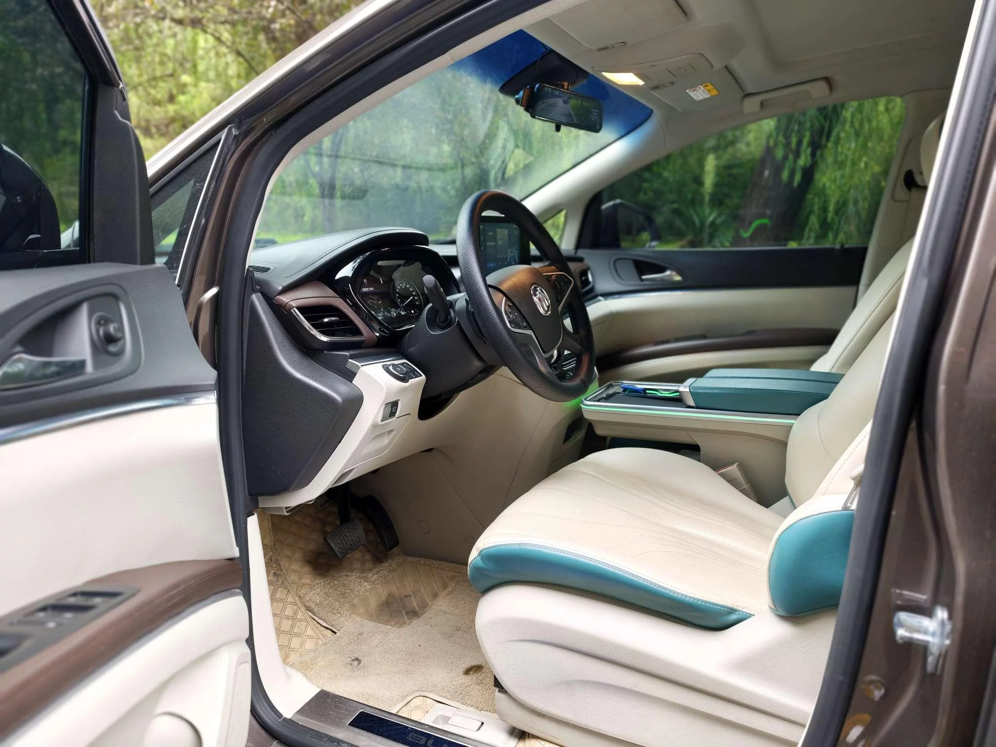 BUICK GL8