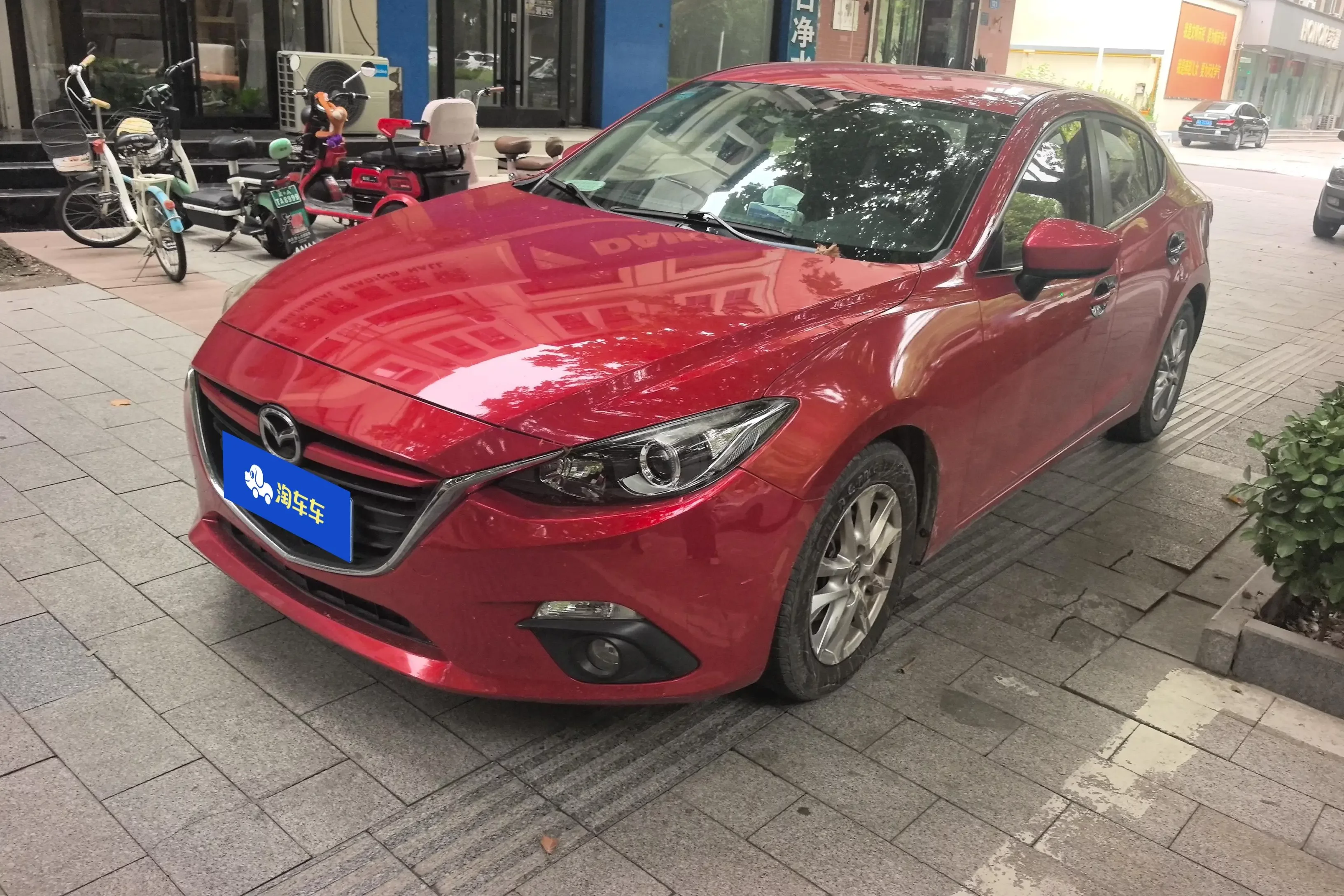 Mazda Axela