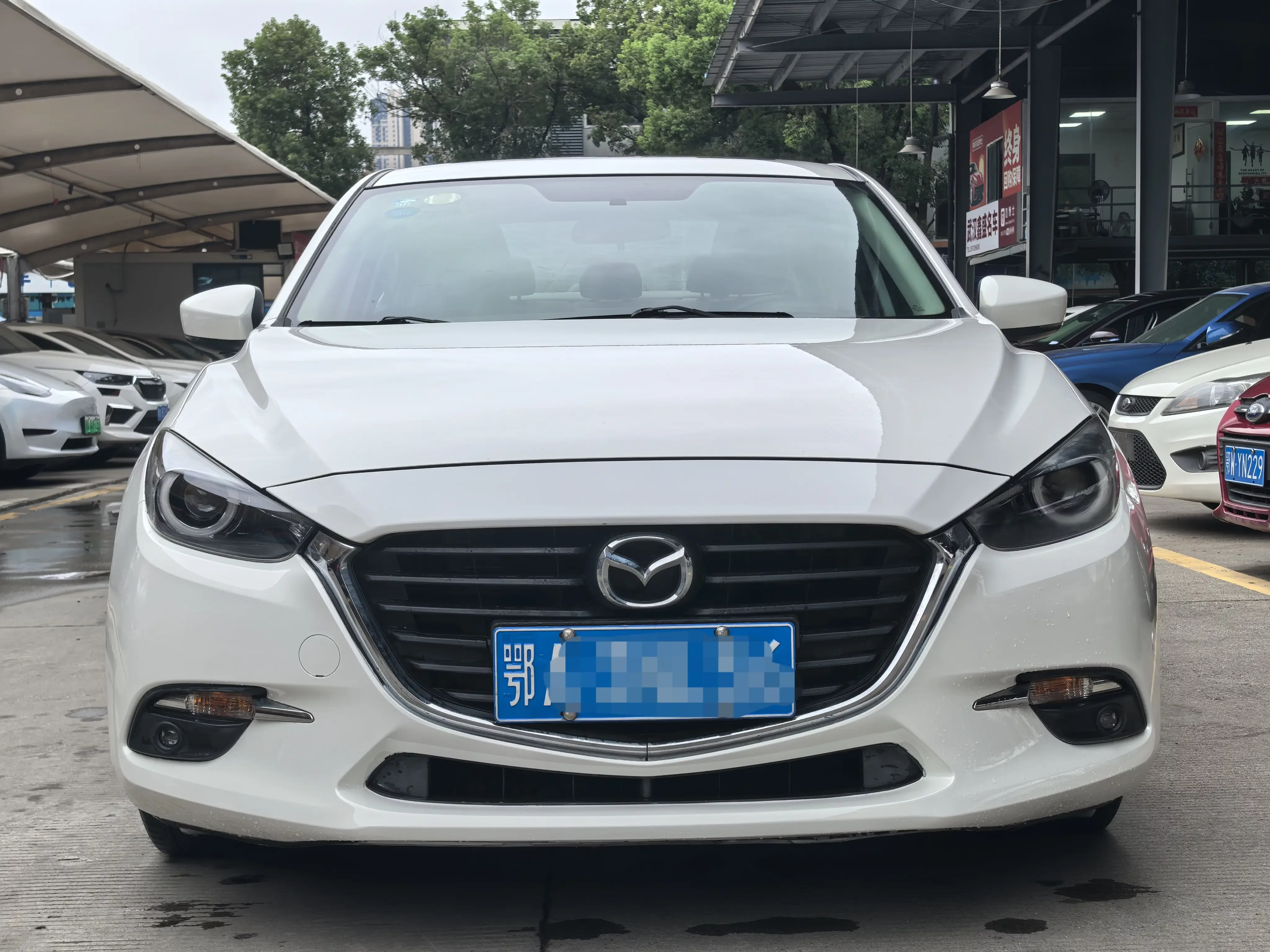 Mazda Axela