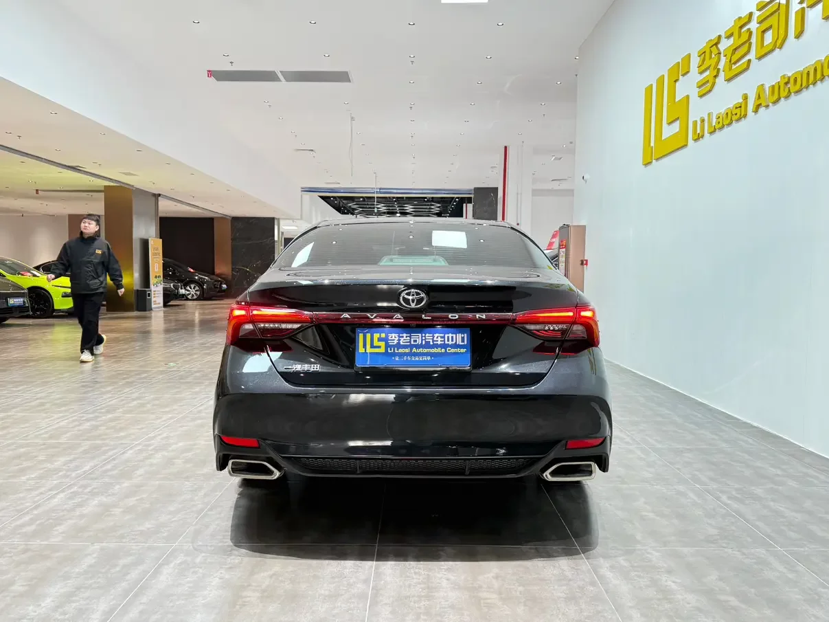 Toyota Avalon