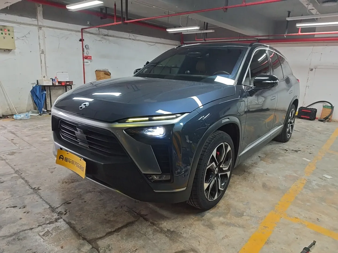 NIO ES8