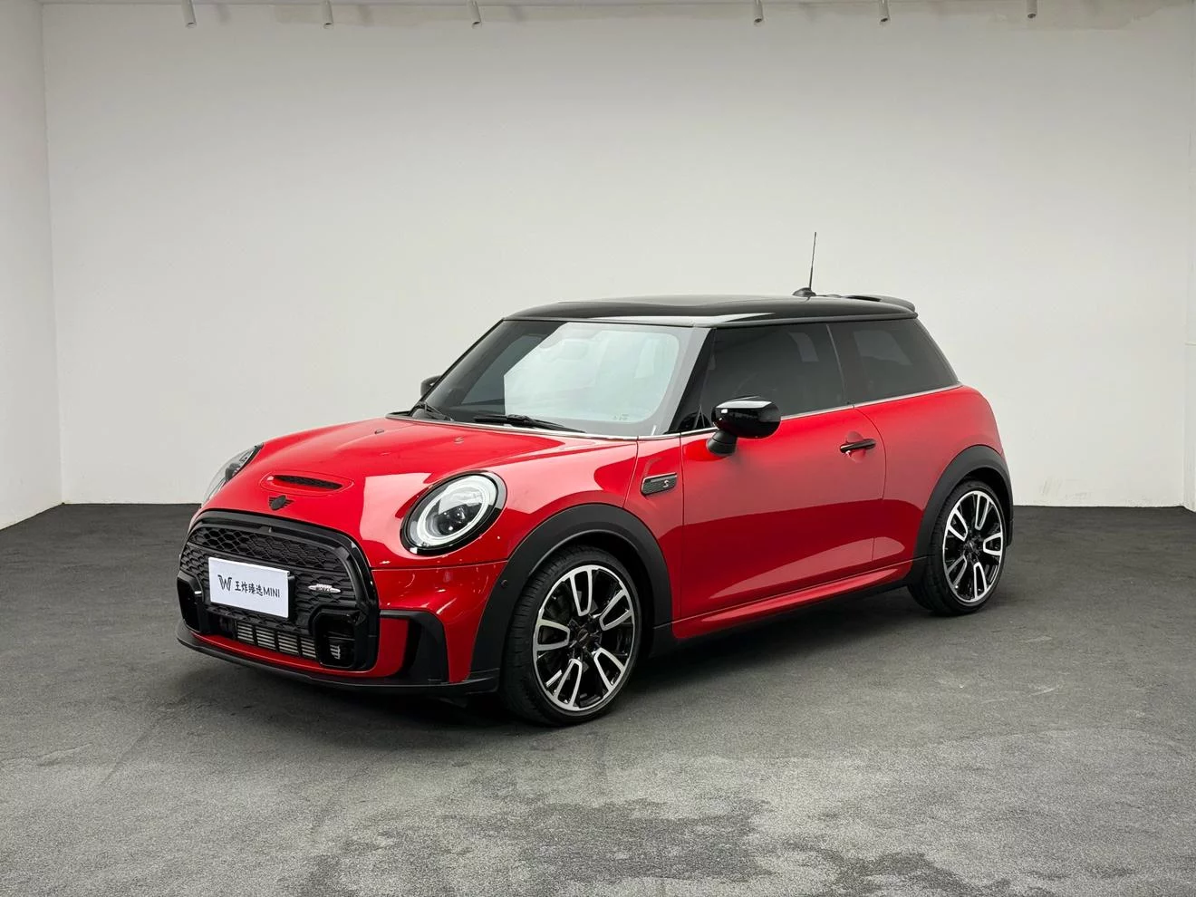 MINI MINI