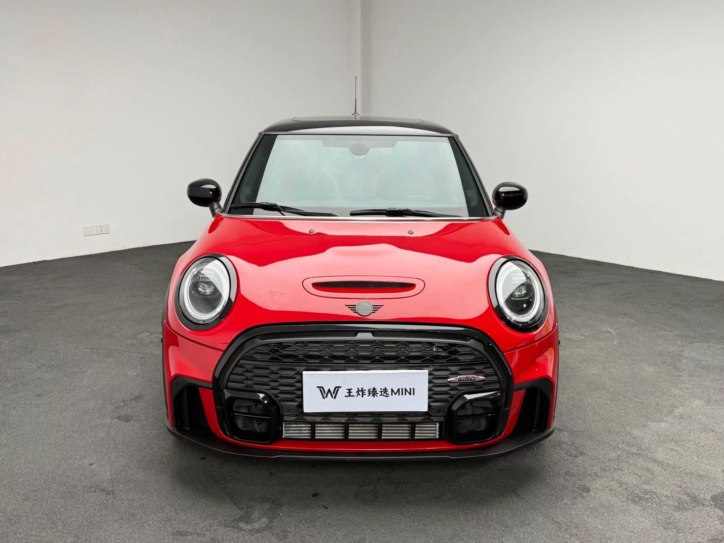MINI MINI