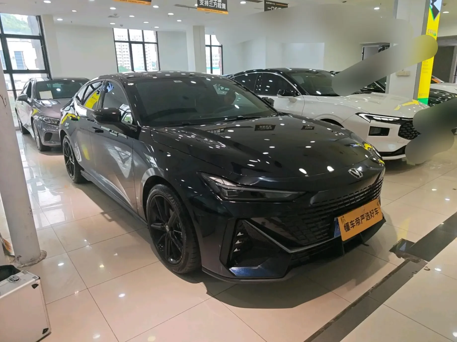 Changan UNI-V
