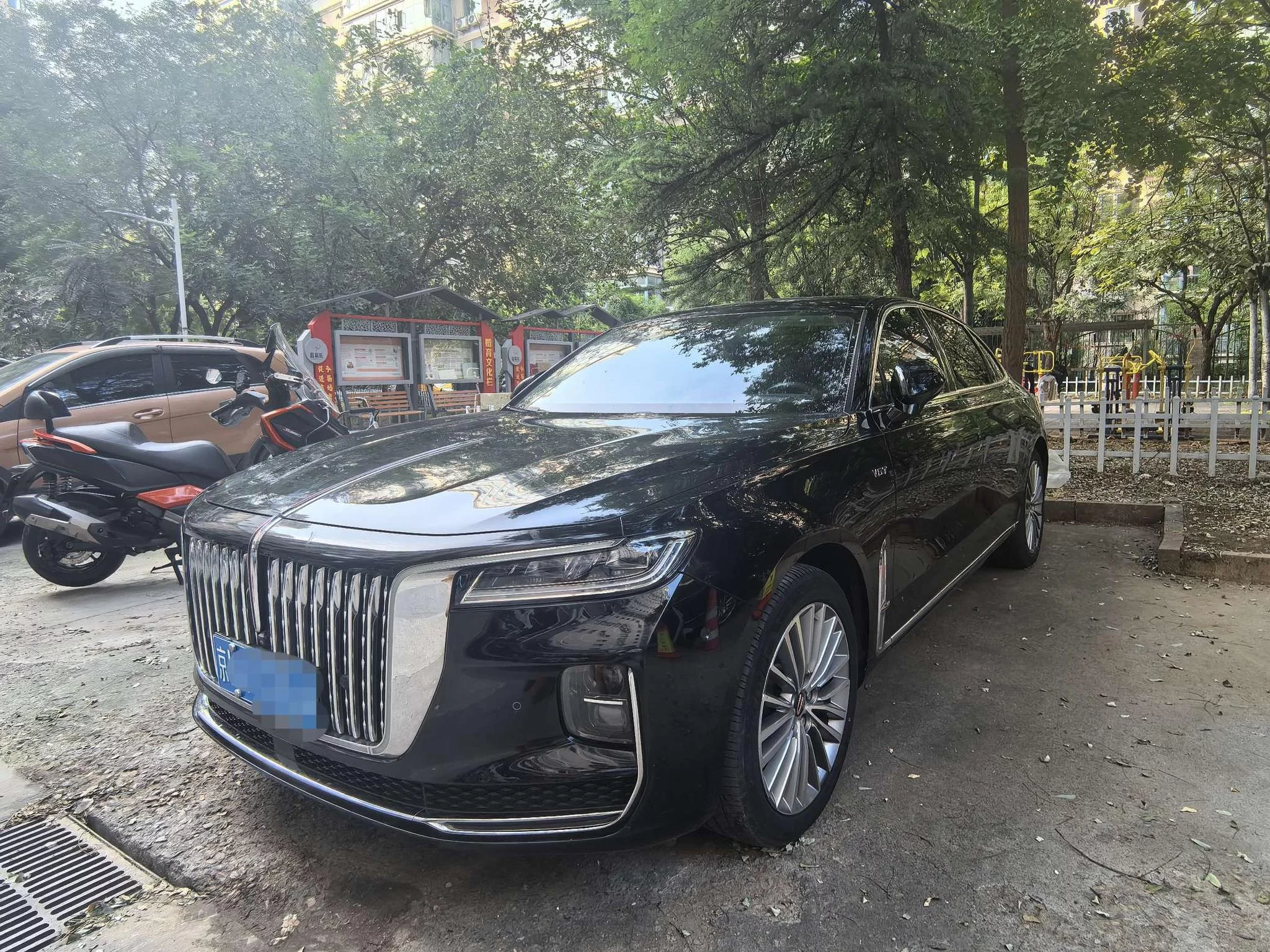 Hongqi H9