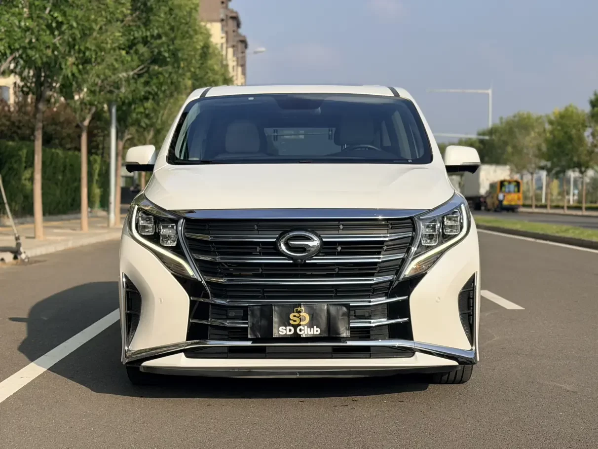 GAC Trumpchi M8