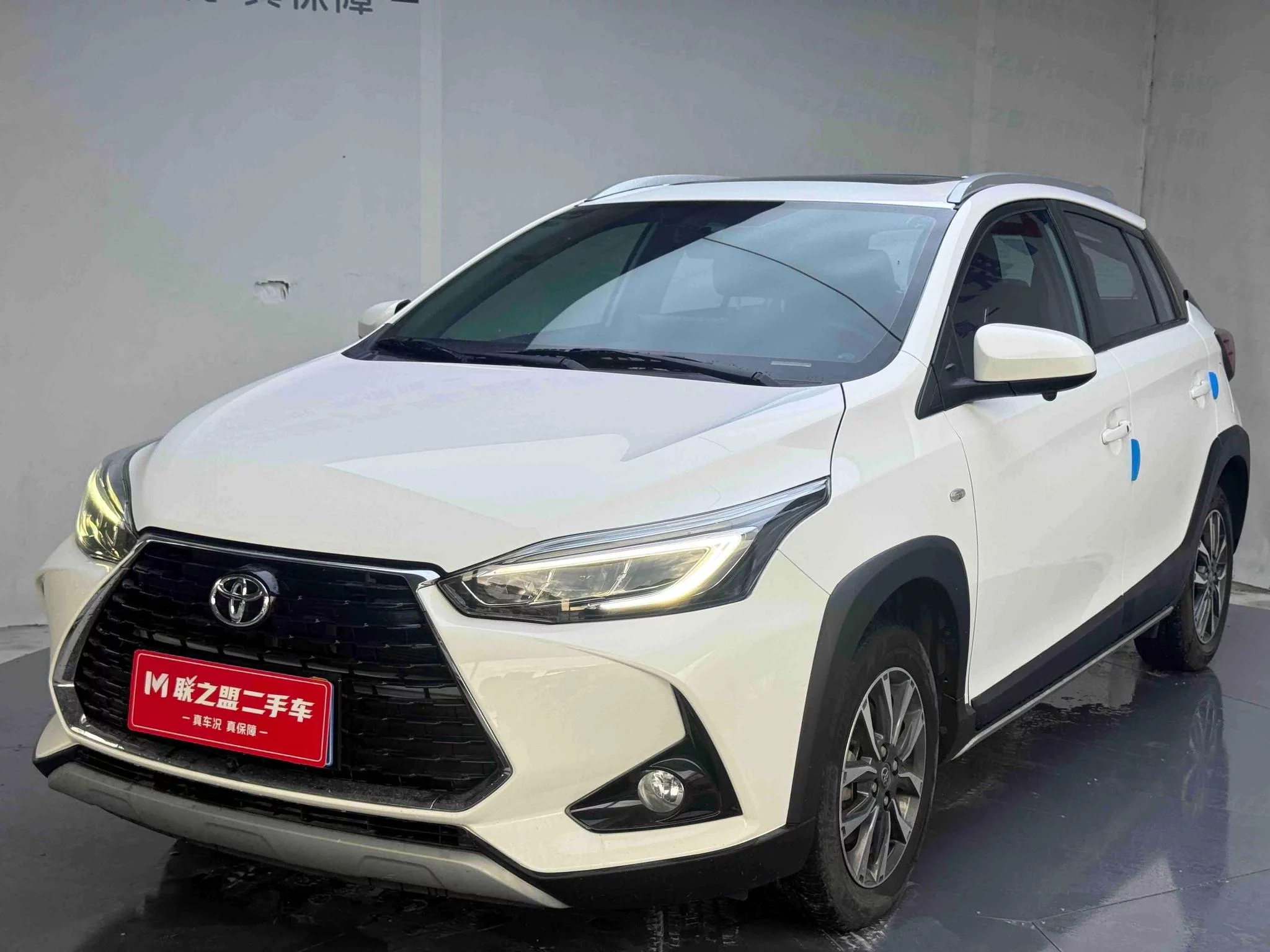 TOYOTA YARIS L