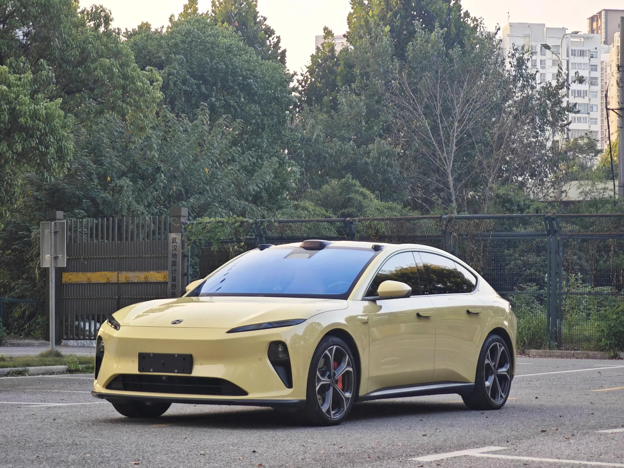 NIO ET5