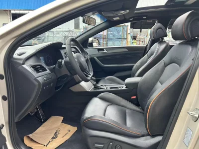 Hyundai sonata nine