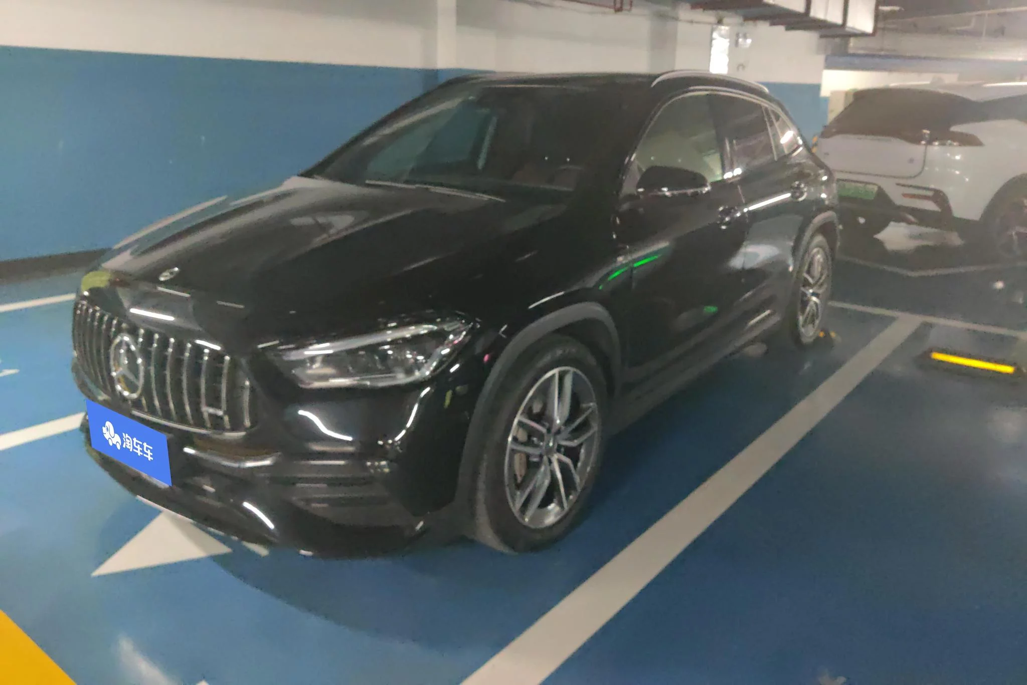 Mercedes-Benz GLA AMG
