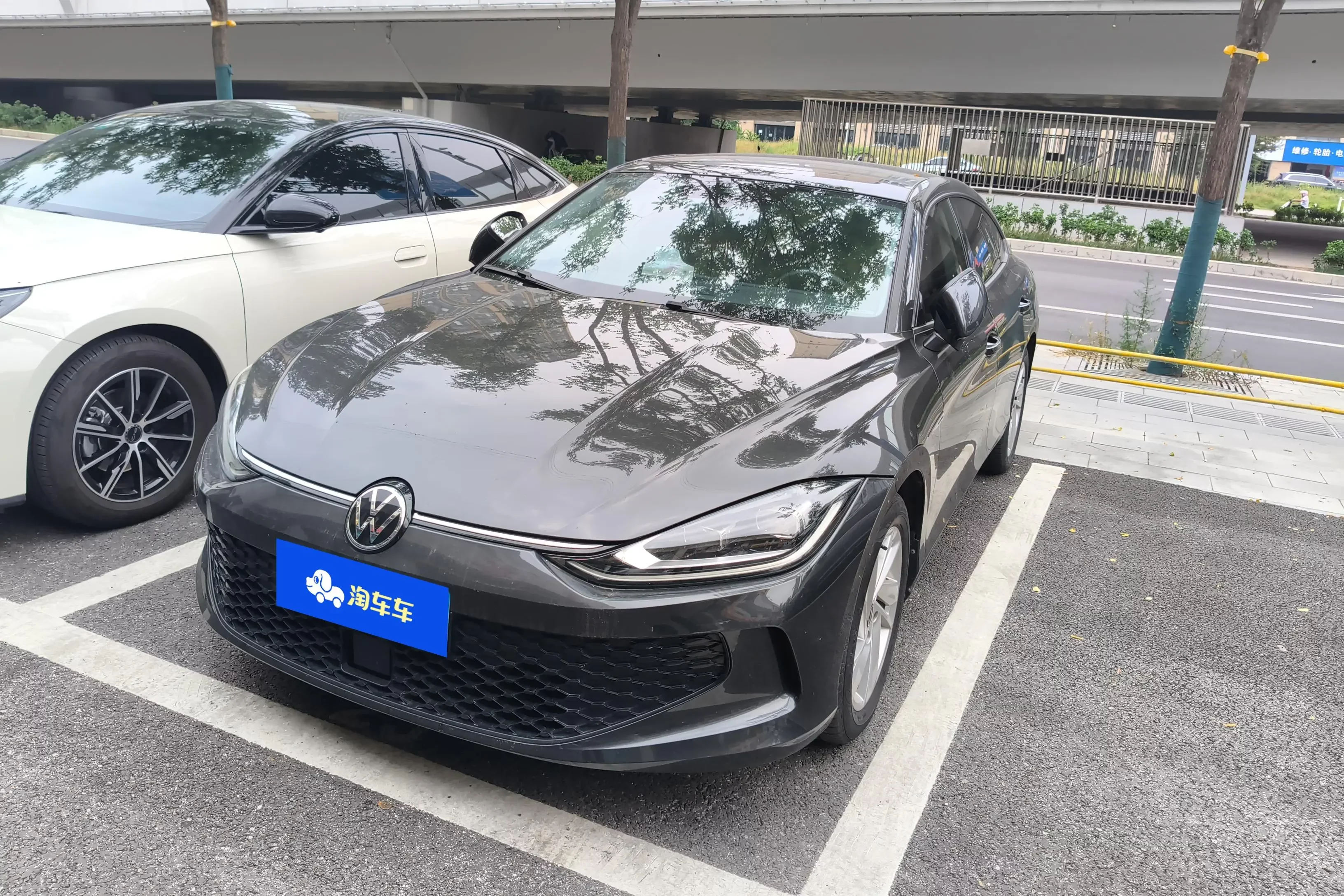 Volkswagen Lamando