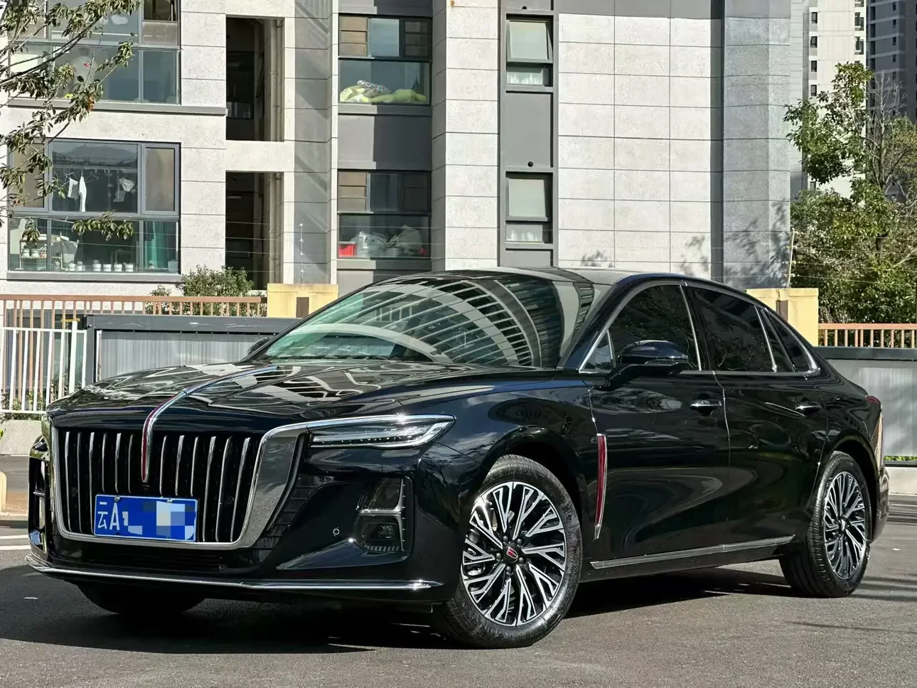 Hongqi H5
