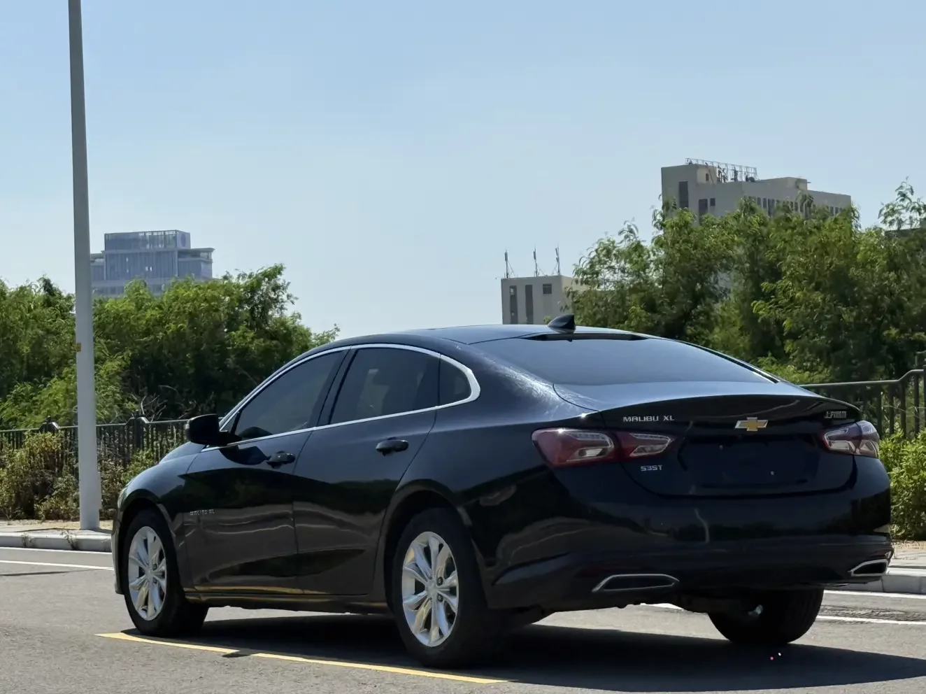 Chevrolet Malibu XL