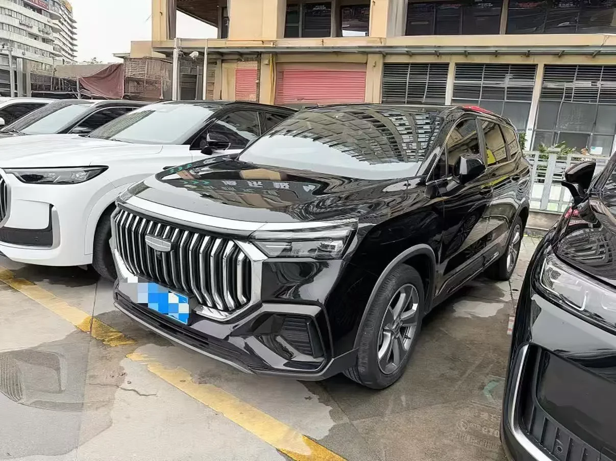 Geely Okavango