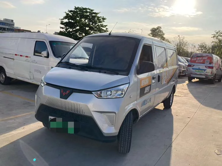 Wuling EV50