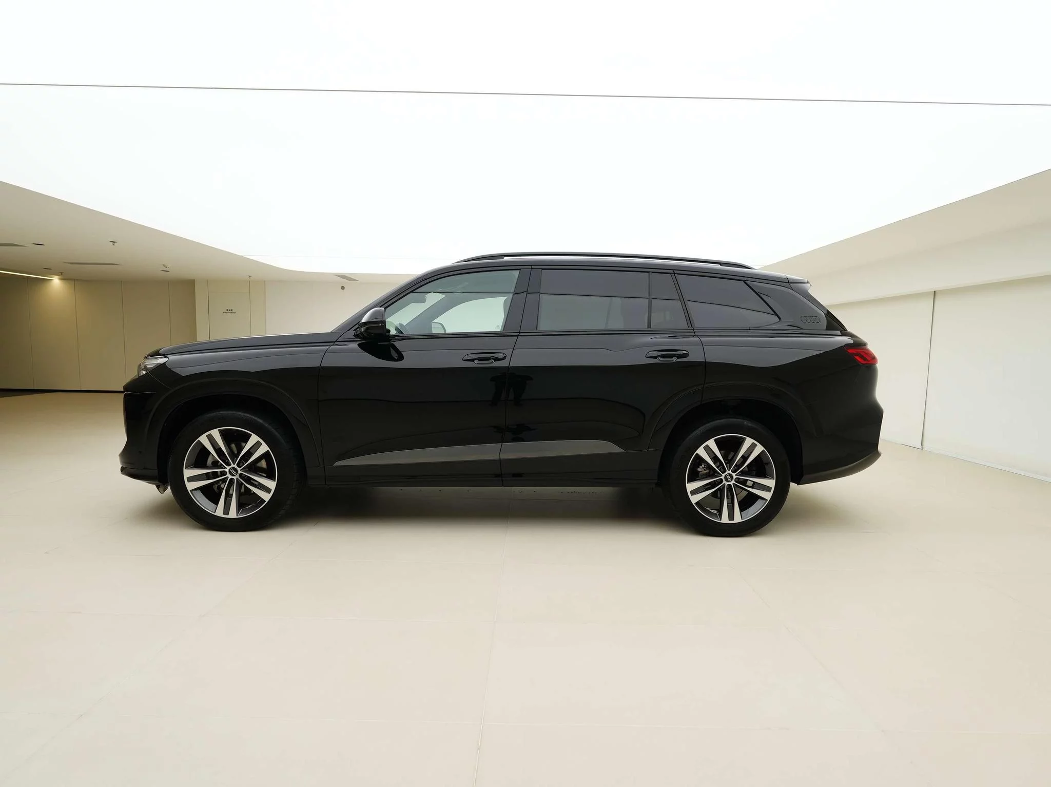 Audi Q6